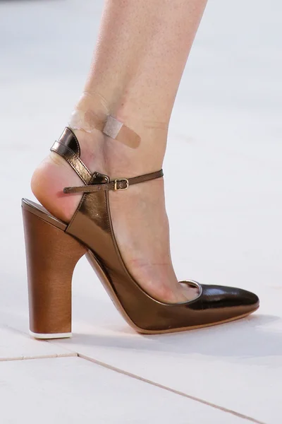 Look 54